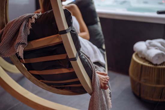 FOTEL WISZĄCY SWING POD CZILLO