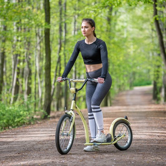 HULAJNOGA Z POMP. KOŁAMI NILS EXTREME  ECRU 20/16"